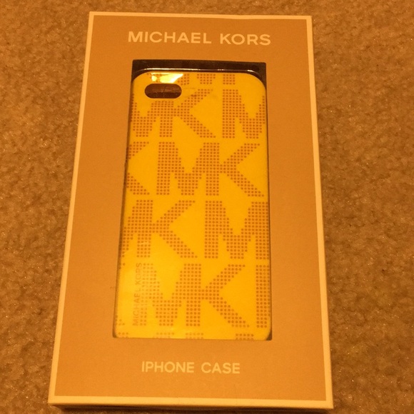 Michael Kors Accessories - Michael Kors iphone 5 phone case